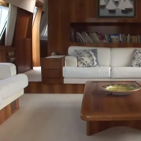 Botel Riviera Boat